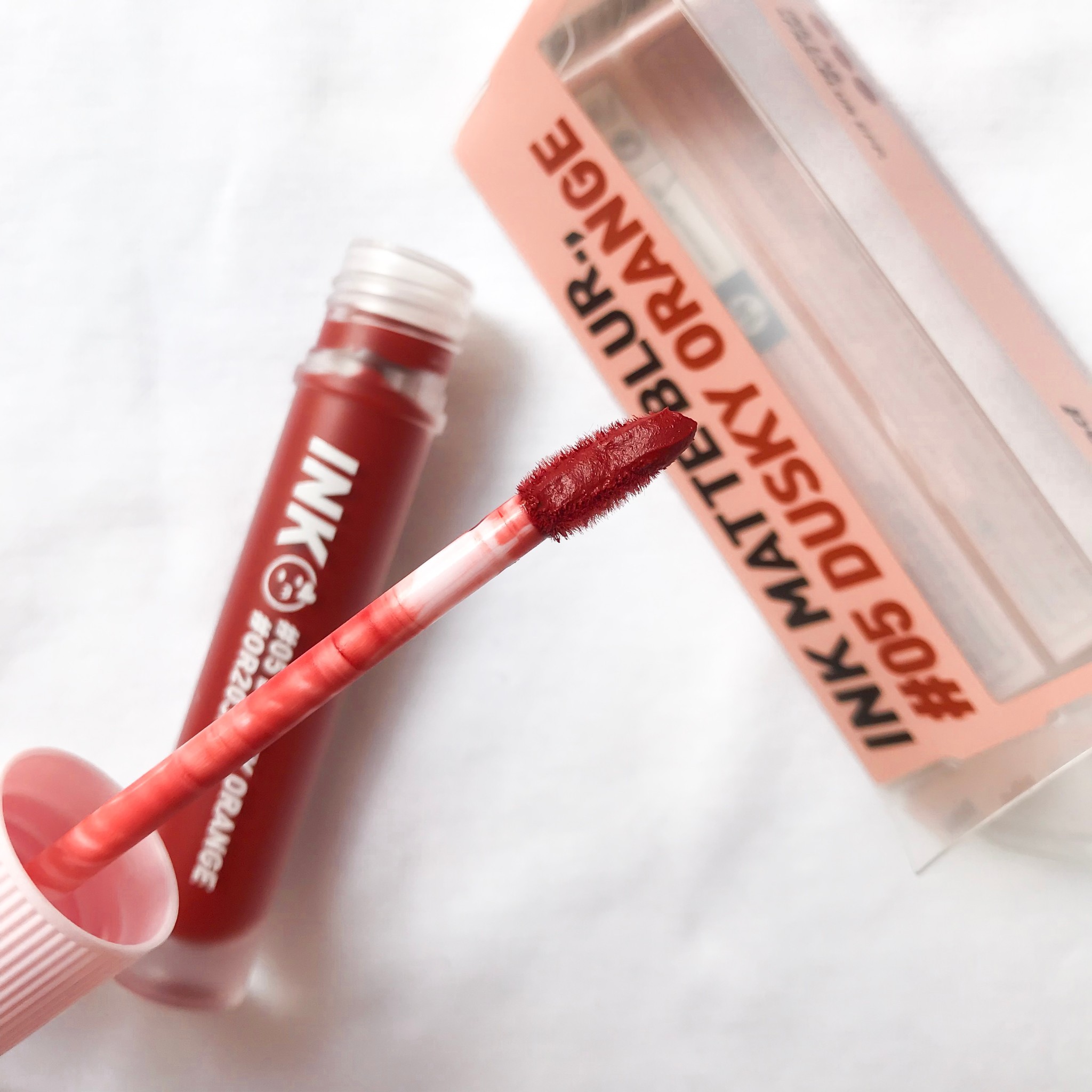 Son Kem Bền Màu Ink Matte Blur Tint 3.8g