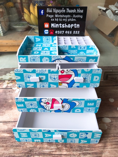tủ đựng mỹ phẩm 4 tầng doraemon