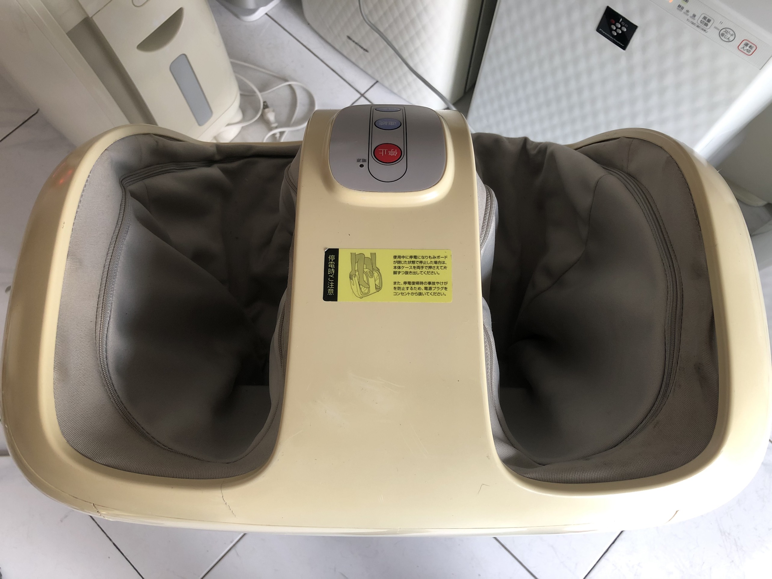 Máy massage bàn chân và bắp chân THRIVE, nội địa nhật