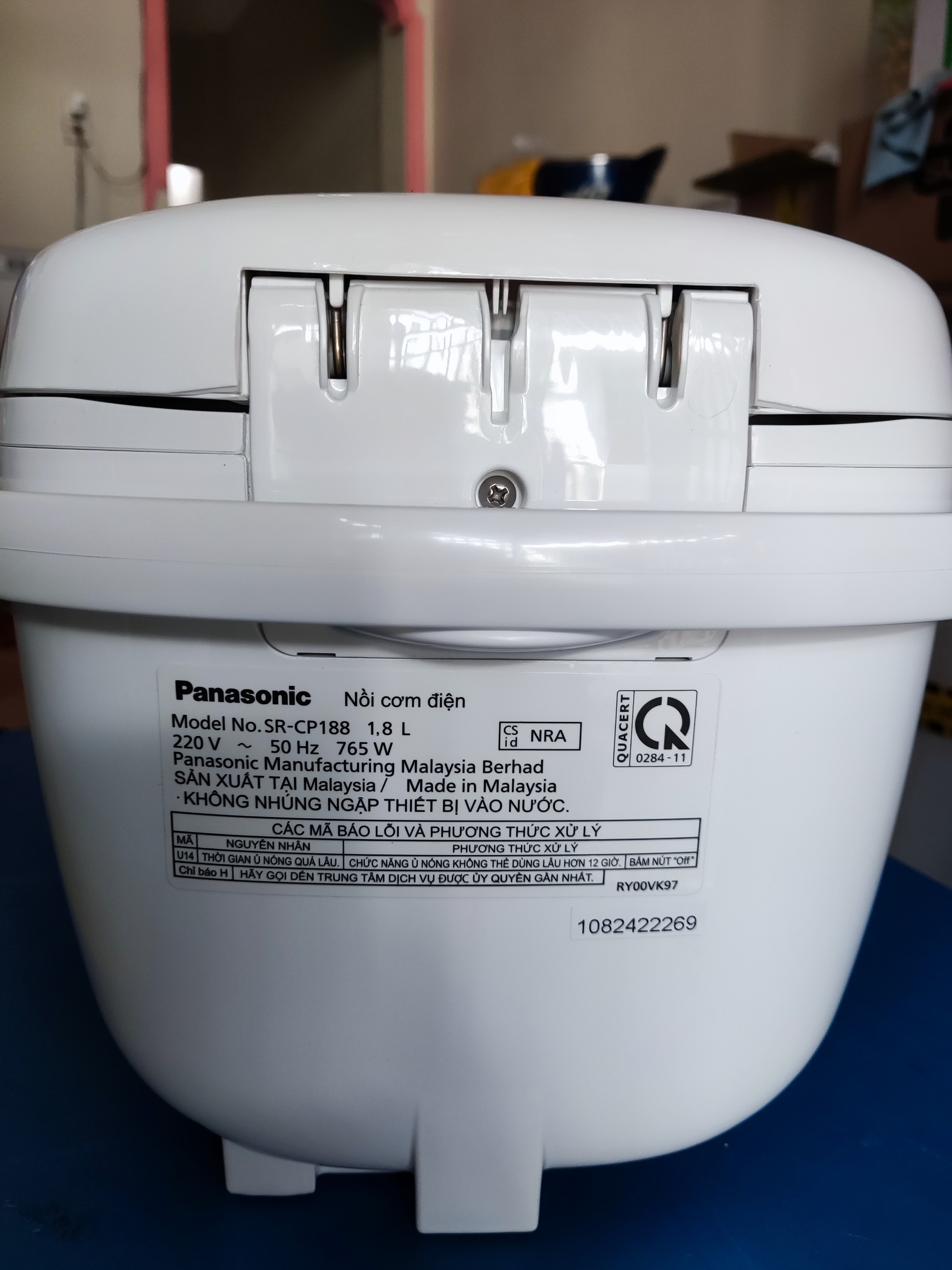 [HCM]Nồi cơm điện tử Panasonic 1.8 lít SR-CP188NRA