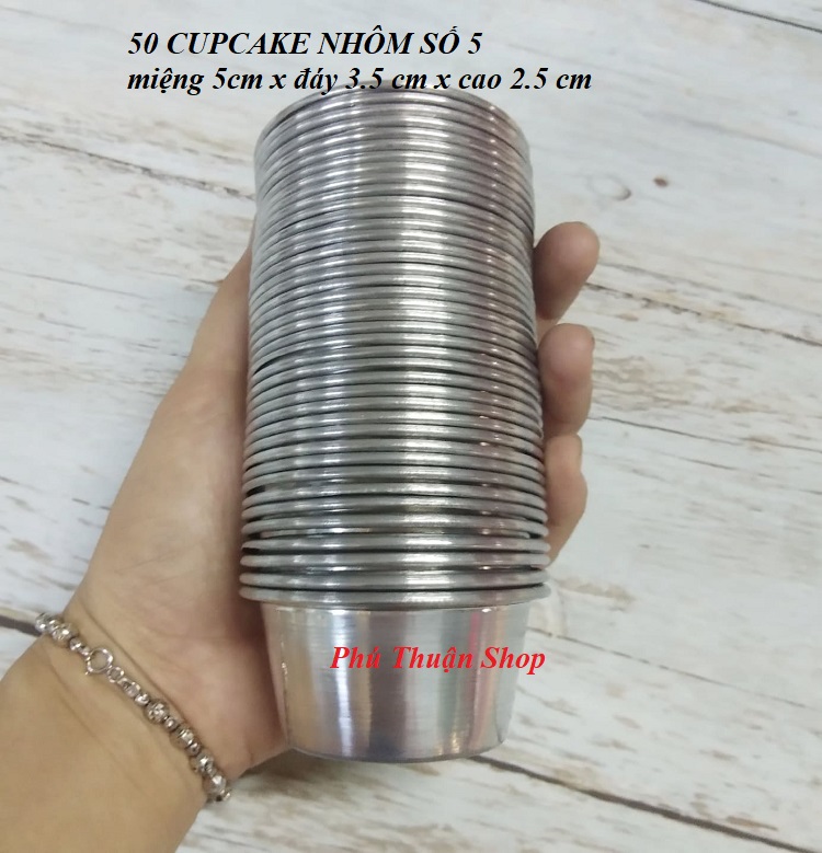Combo 50 cupcake nhôm số 5, miệng 5 cm x đáy 3.5 cm x cao 2.5 cm