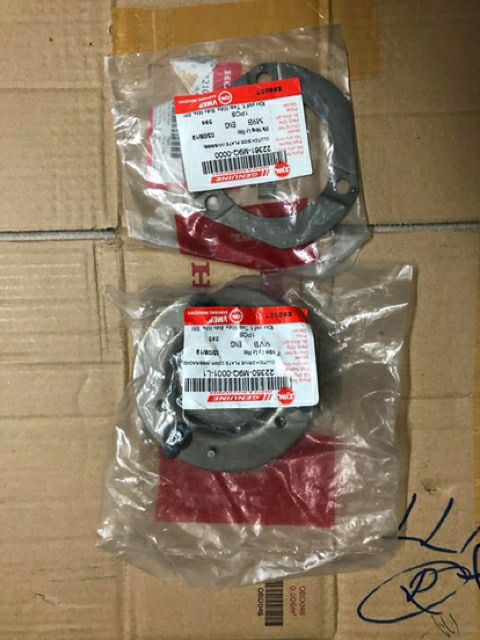Cặp đế sắt ba càng và tấm ép xe Attila/Shark/Excell hãng