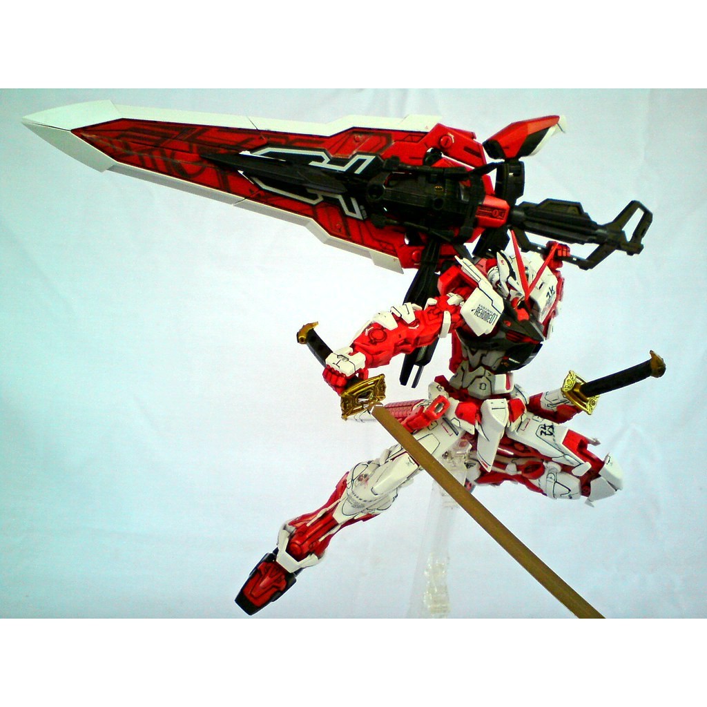 Mô Hình lắp ráp MG GD Astray Red Frame Kai 6601 ( Combo Tặng Base )