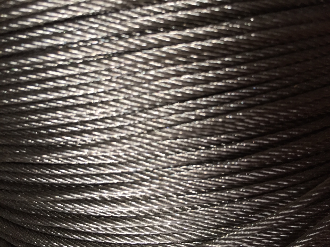 Dây cáp mạ phi 5x300m. 8 khóa cáp và 2 dòng dọc 3 tạ,, cáp lụa mạ kẽm