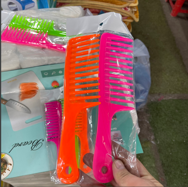 Combo 2 cái lược chải loại thưa (giau màu ngẫu nhiên)