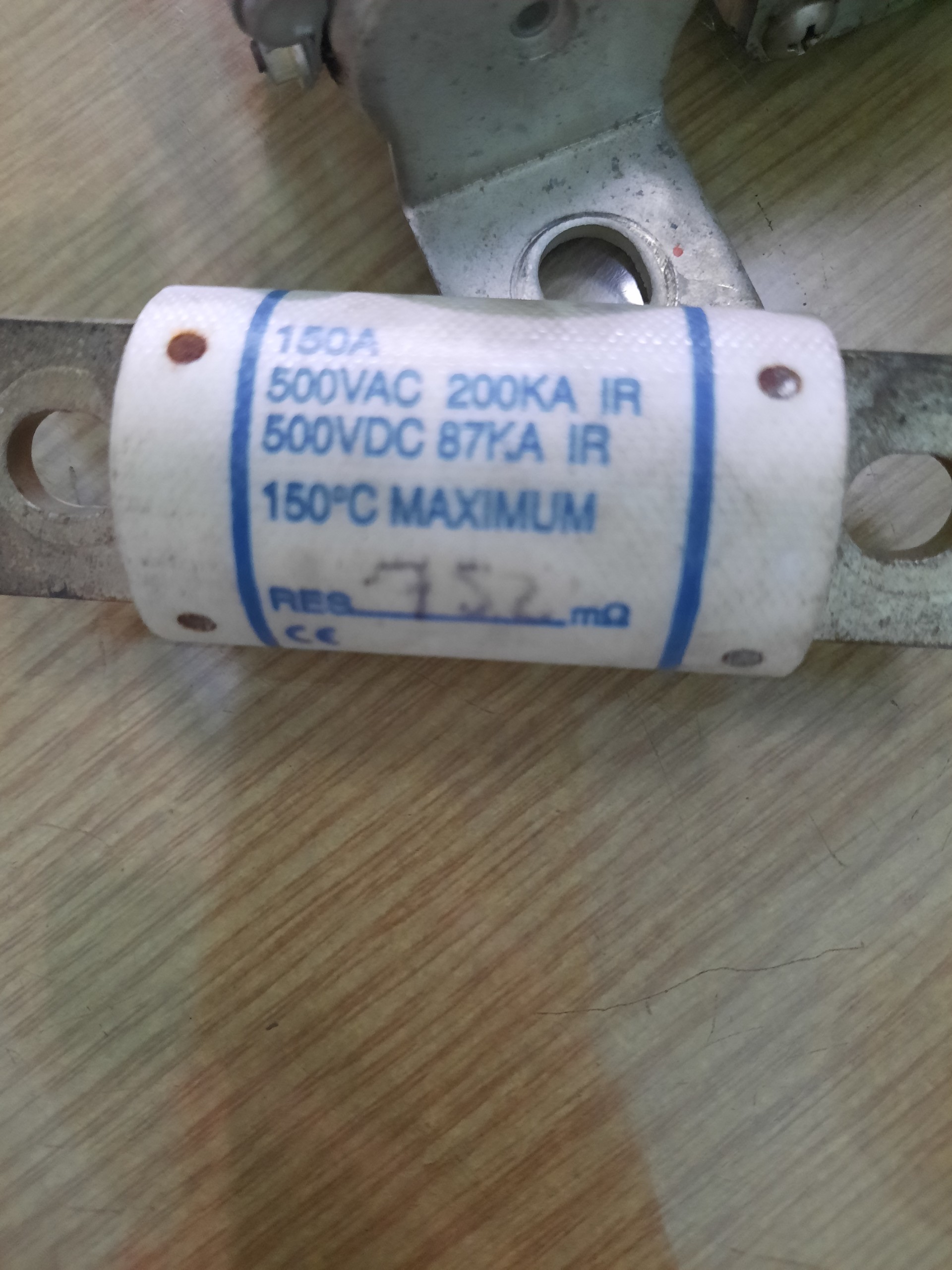 Cầu Chì 150A A50QS150-4Y-Hàng Bãi