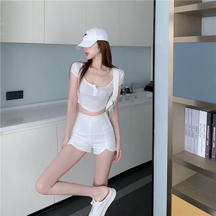 Quần đùi nữ xẻ v lưng cao nữ chất vải thun coton