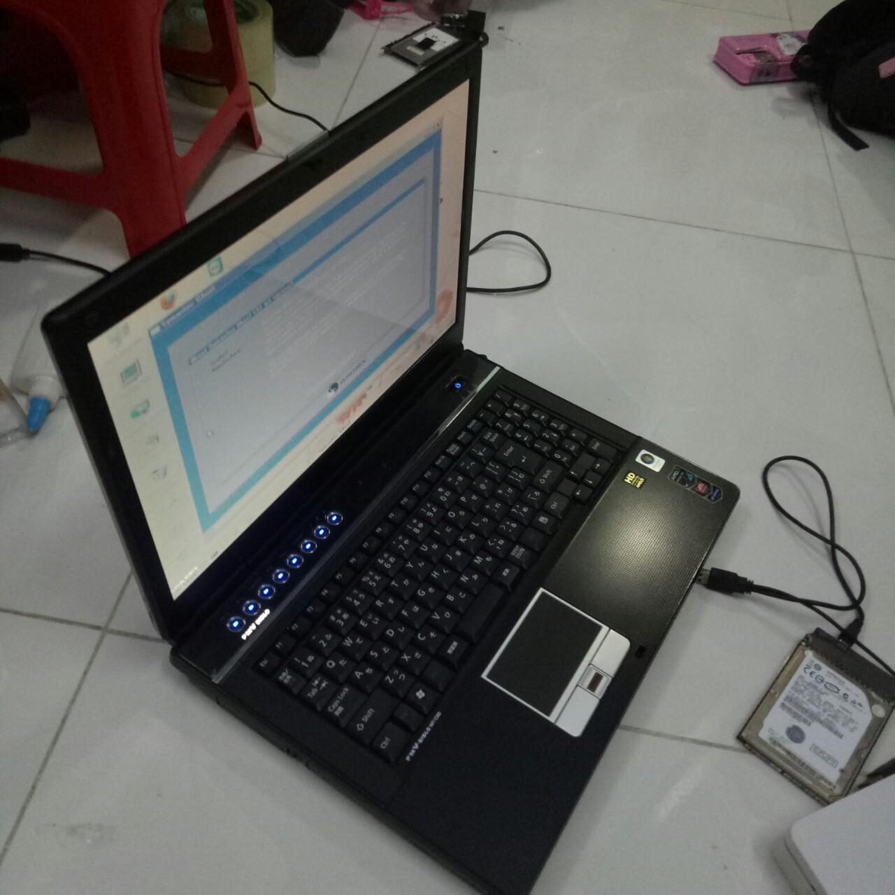 LAPTOP. KHO FUJISU FMV BBILO