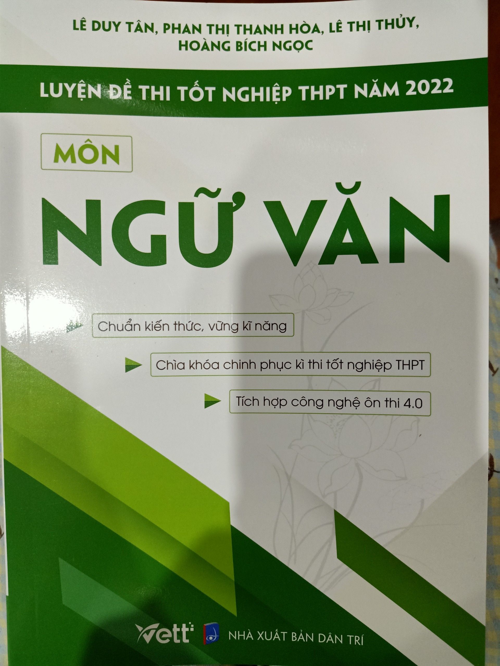 Luyện đề thi tốt nghiệp THPT năm 2022 môn Ngữ văn