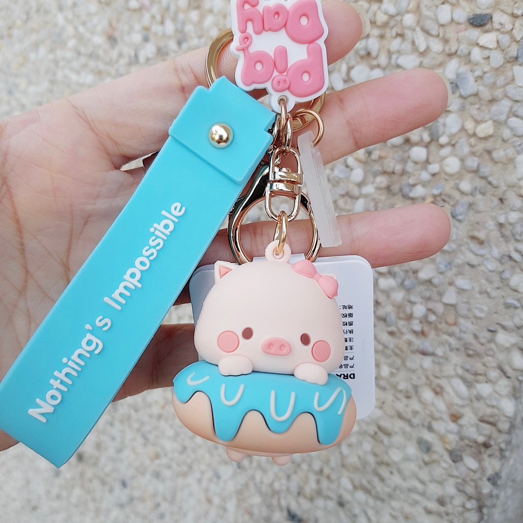 Móc khóa heo con bánh donut