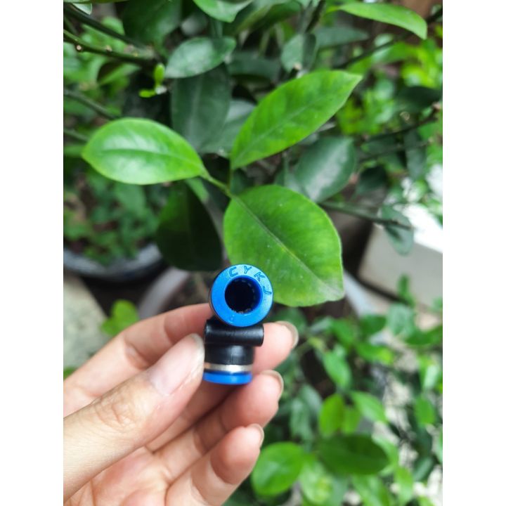 Cút nối góc nối ống phun sương 8mm