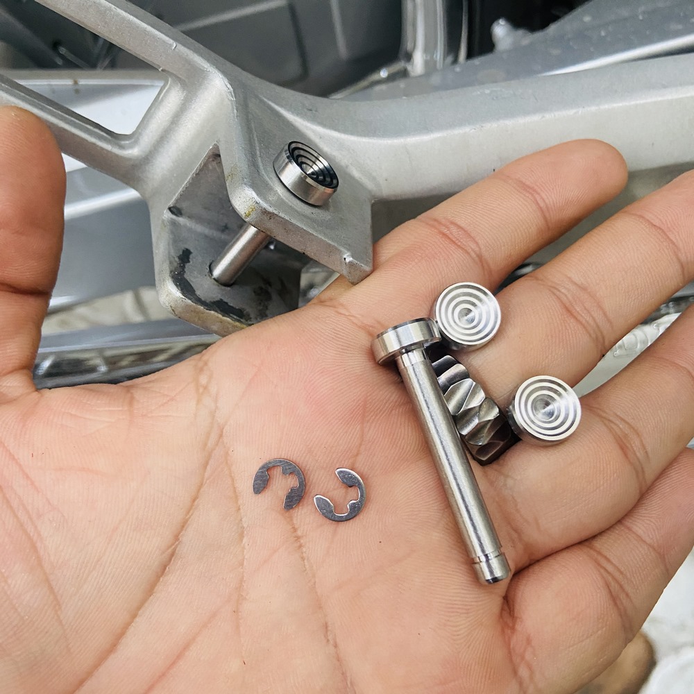 [XE HONDA] CẶP XỎ GÁC CHÂN SAU XE MÁY INOX 304 SÁNG BÓNG KIỂU THÁI GẮN CÁC DÒNG XE HONDA
