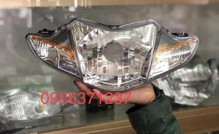 Pha đèn trước xe Wave S110 hãng Honda