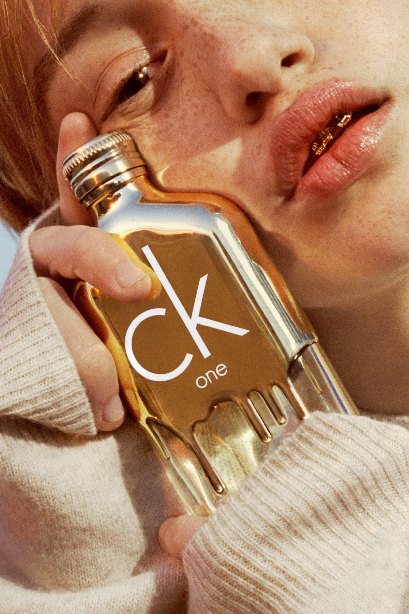 Nước hoa unisex Calvin Klein One Gold EDT 10ml