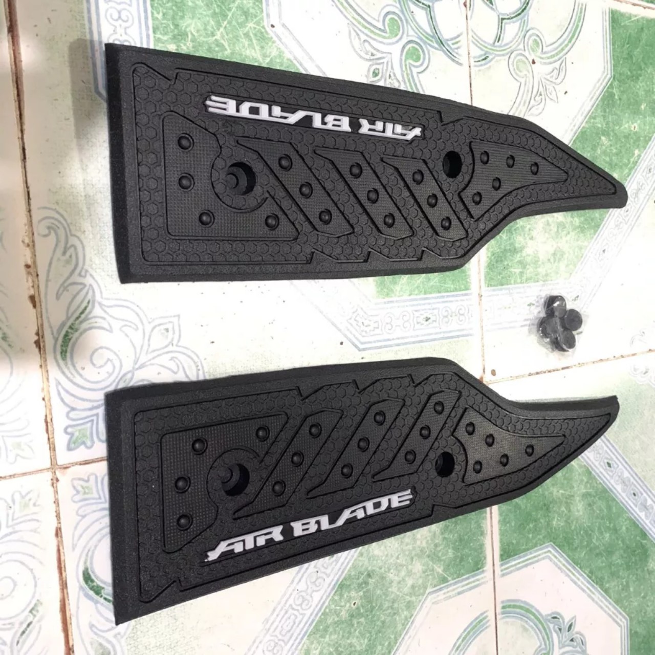 Thảm để chân cho xe Airblade 2016 - 19 cao su dầy