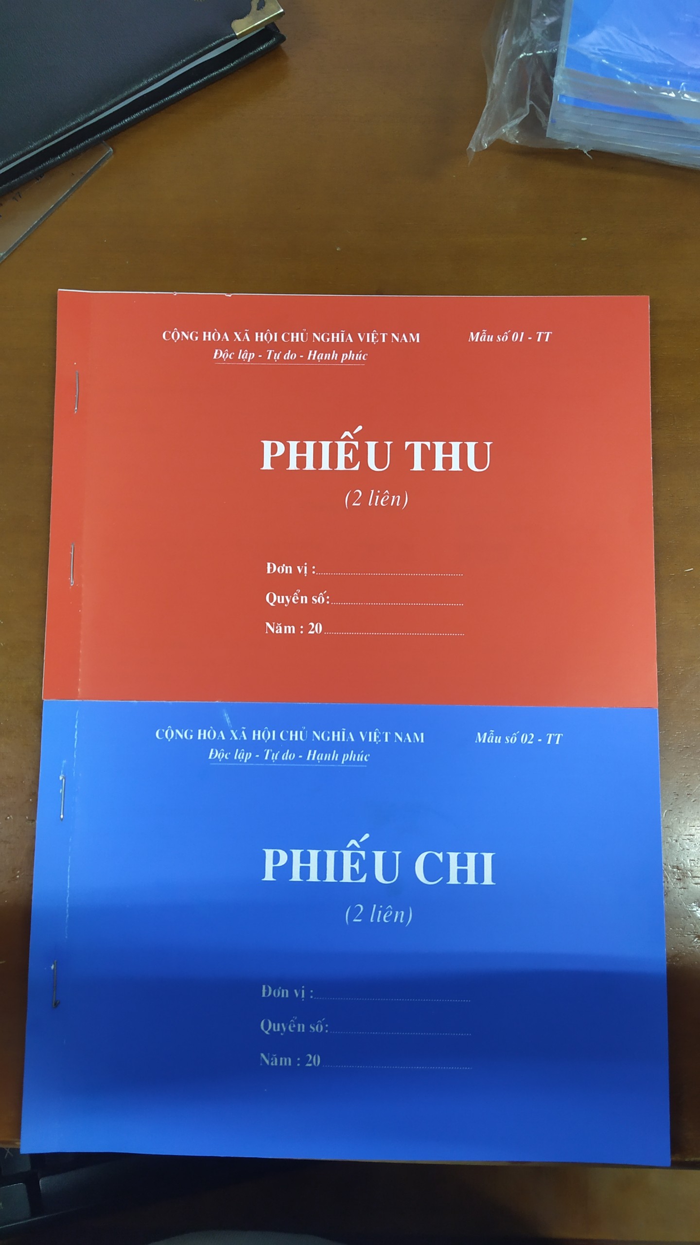 Phiếu thu, chi (2 liên) khổ A5