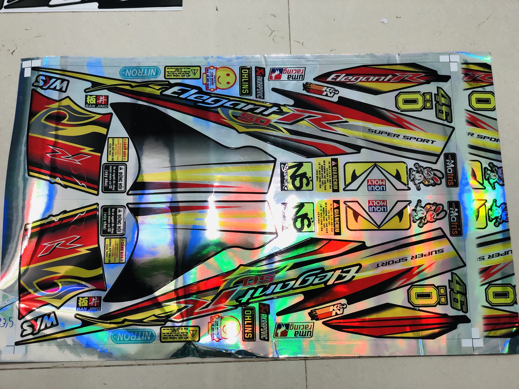 Tem xe ELEGANT 50 SPARK CHỮ R ĐỎ ĐEN CROM TITAN 7 MÀU