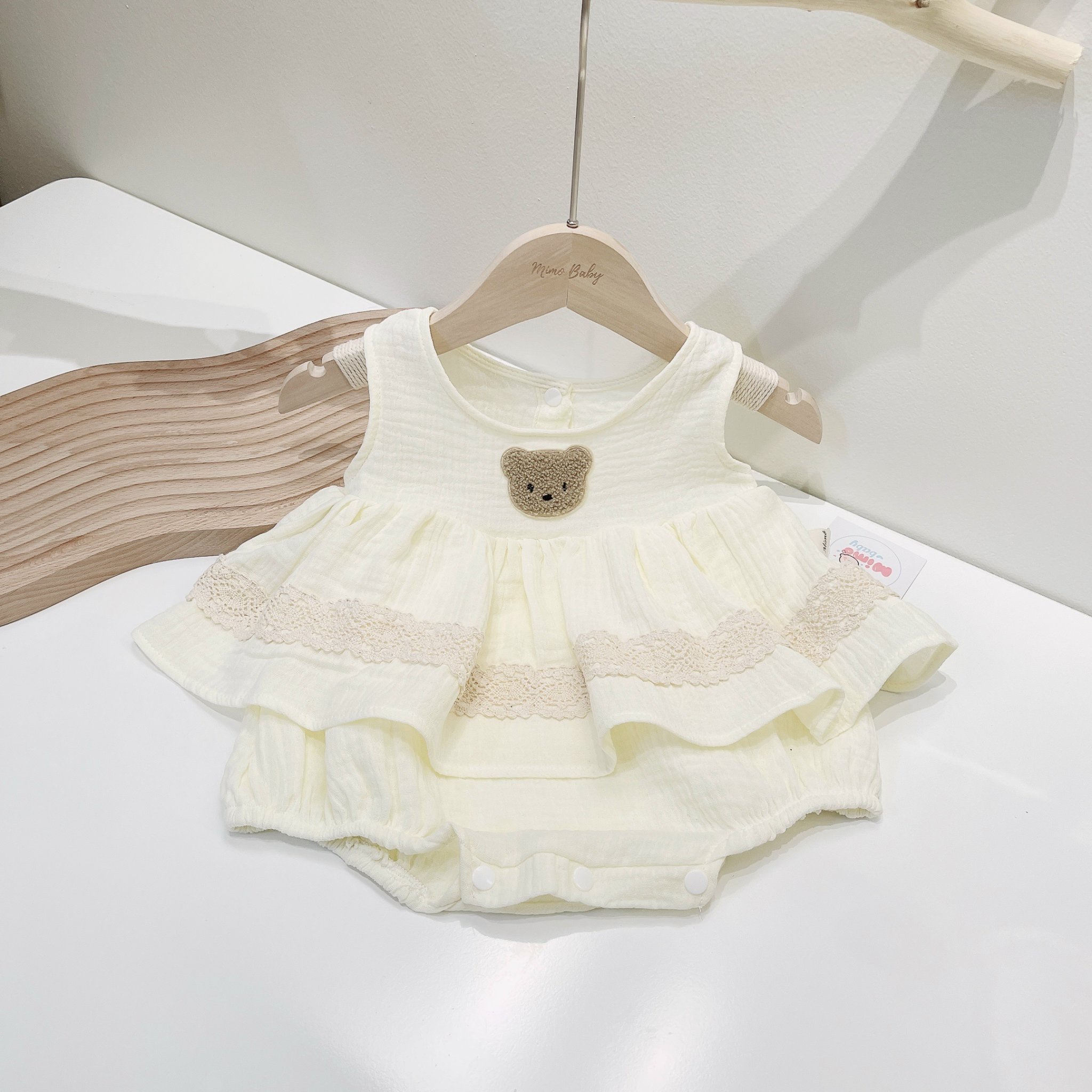 Bộ romper vải xô muslin đính gấu dễ thương cho bé Mimo Baby QA26