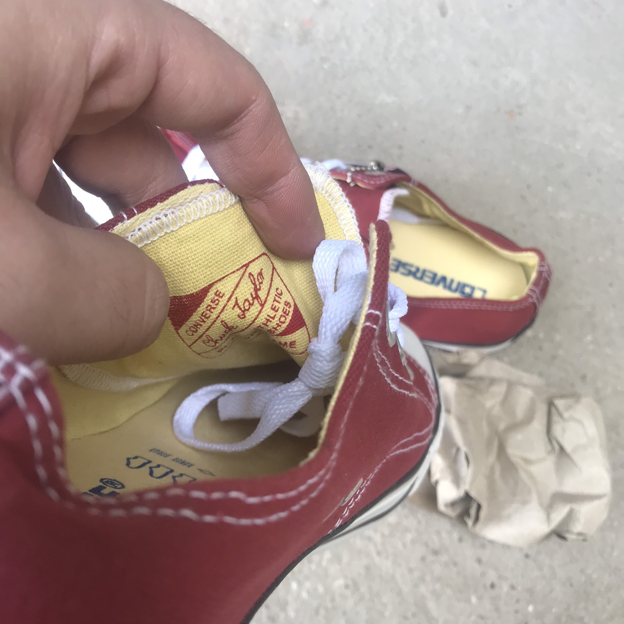 GIÀY CONVERSE MÀU ĐỎ MẬN