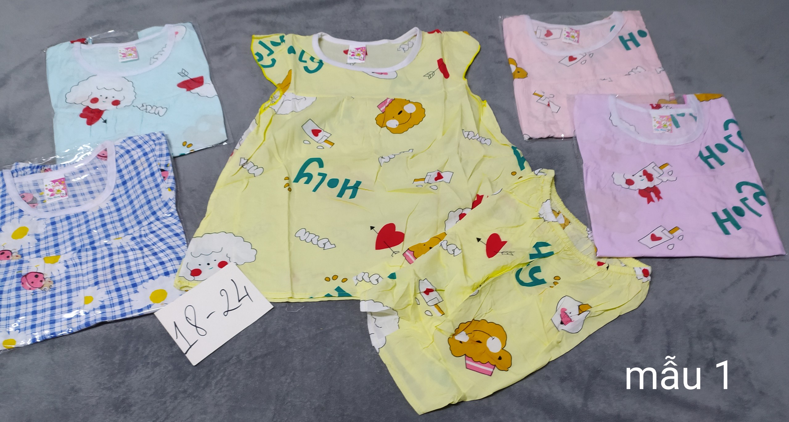 ( 3 bộ 3 màu 3 họa tiết khác nhau) combo 3 bộ tole bé gái