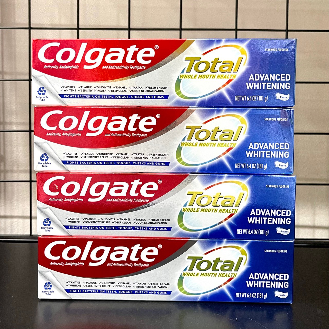 Kem đánh răng Colgate Total SF Advanced Whitening 181g Mỹ