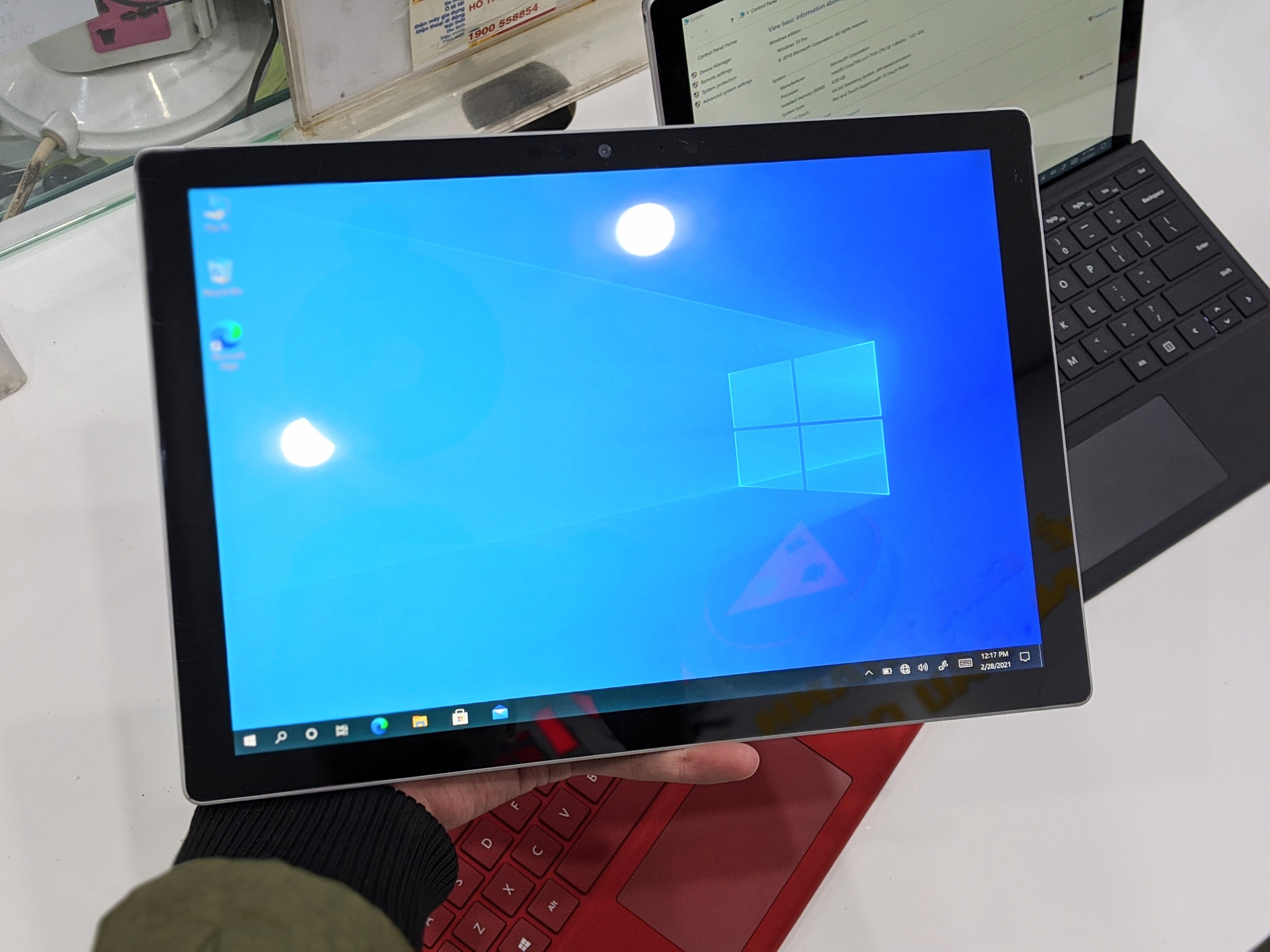 Microsoft Surface Pro 5 Nhập Khẩu Mỹ |Tặng kèm phím sạc chính hãng , Core I5 ,i7 7300U 4GB/8GB ram SSD 128GB/256GB màn hình 3K  Tại Playmobile