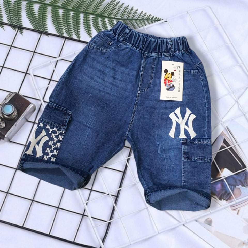 Quần jeans ngố bé trai size 18-25KG