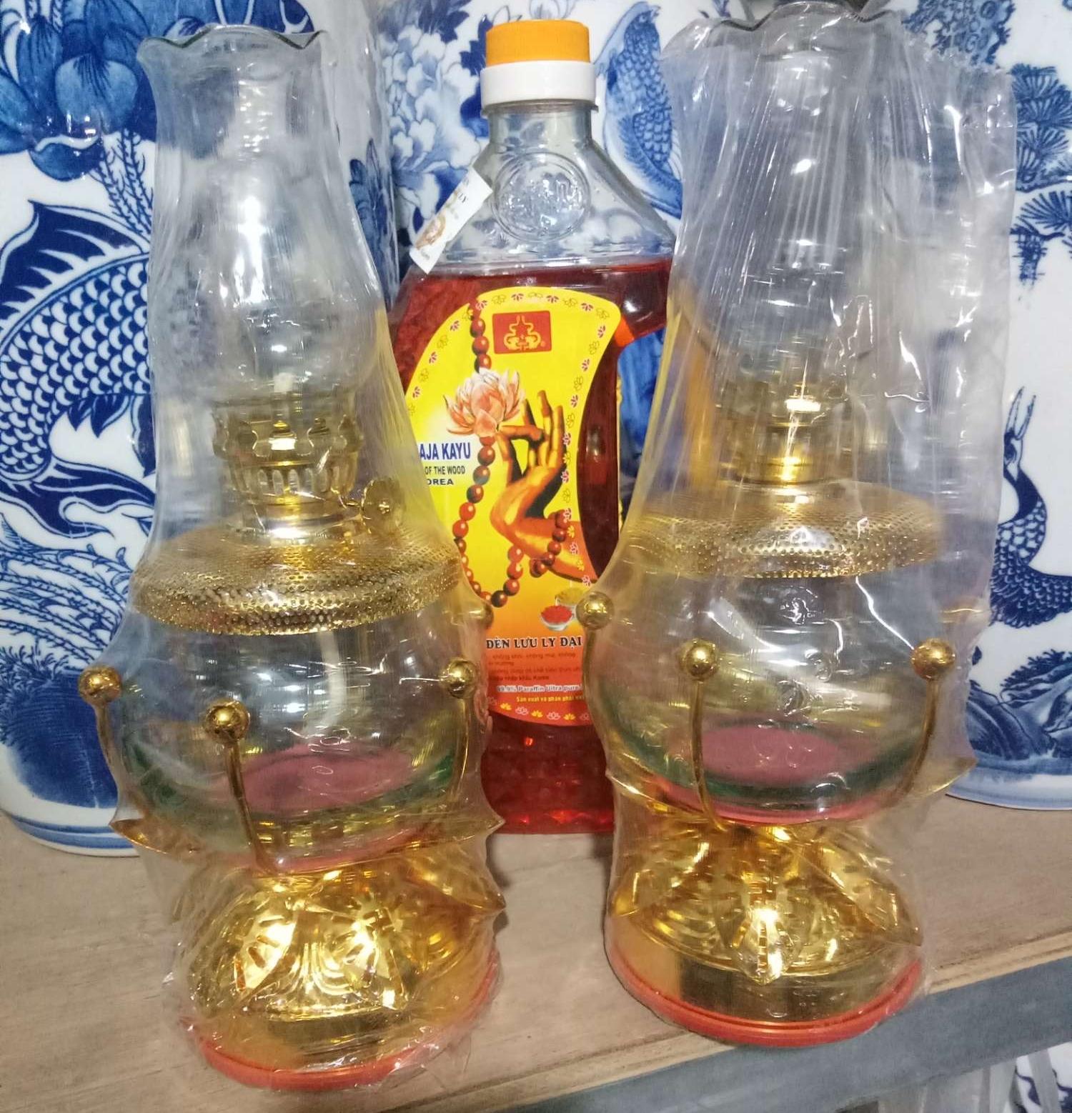 Đôi Đèn Thờ 04 Tặng Kèm 1 Can Dầu 0,5l
