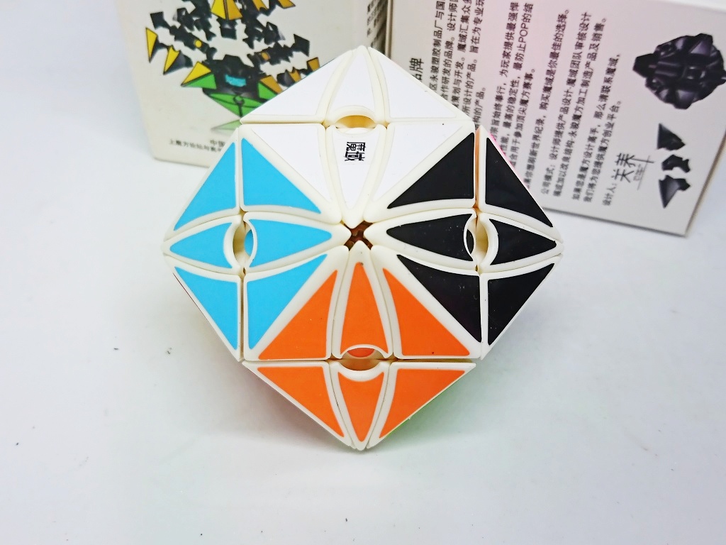Rubik Moyu Moyan 2 Đen Phiên Bản Giới Hạn