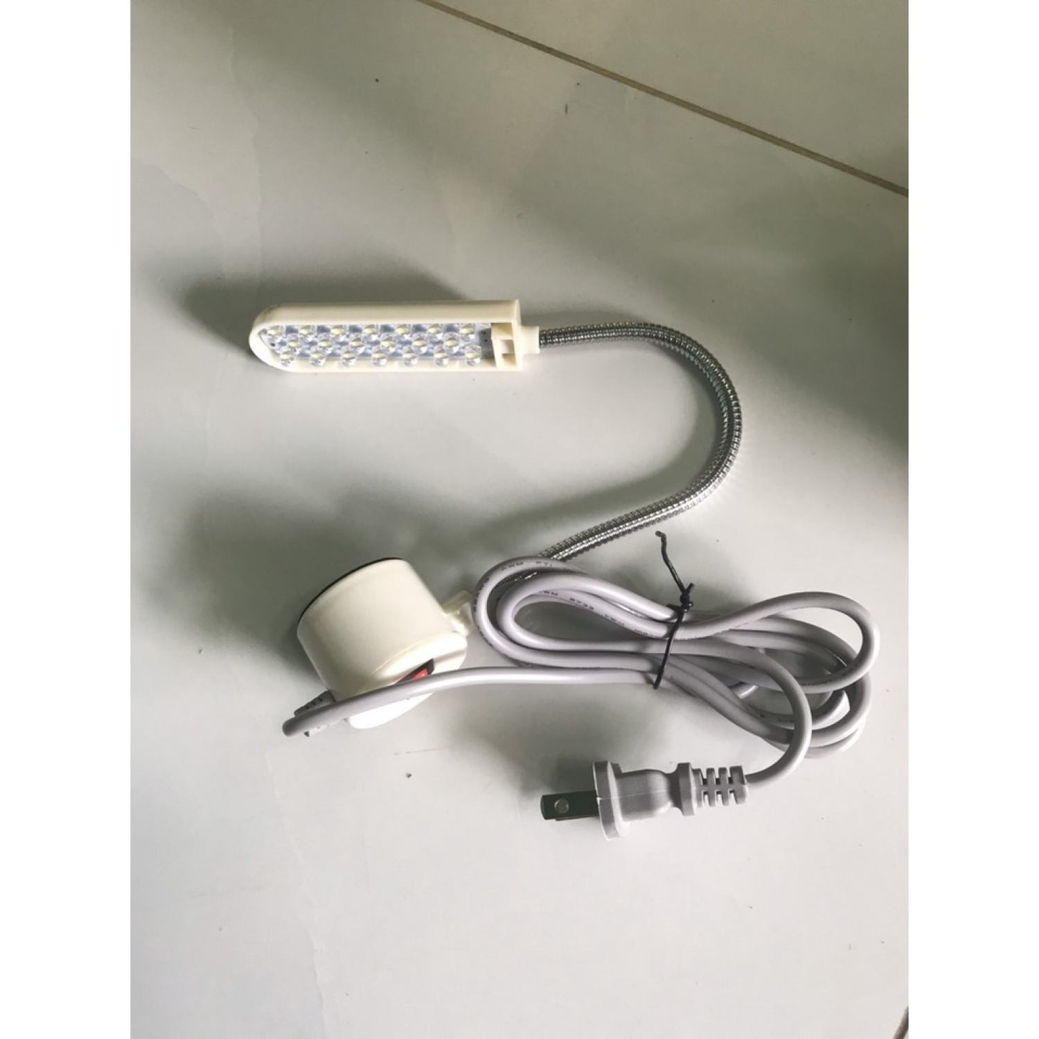 Đèn Led Máy May Công Nghiệp.