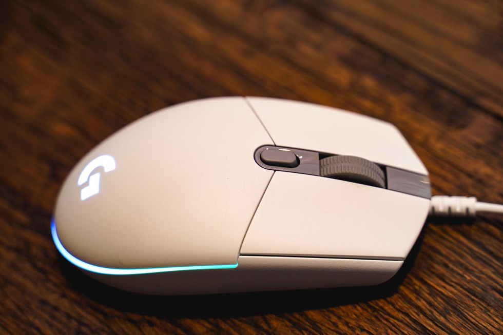 Chuột Logitech G102 Gen 2 Lightsync 8000 DPI BH 24 tháng