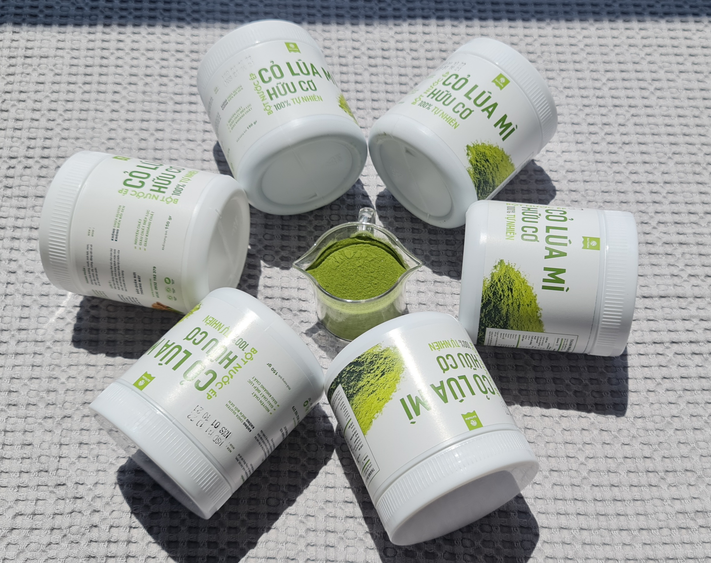 BỘT CỎ LÚA MÌ HỮU CƠ DA'FARM (150gram)