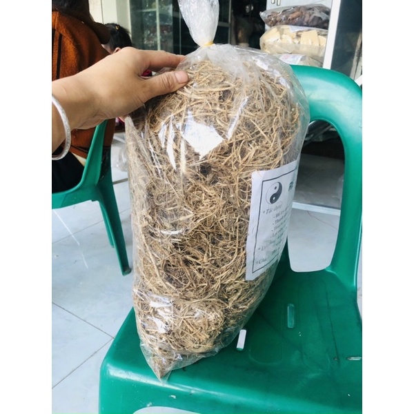 1kg rễ cỏ tranh khô