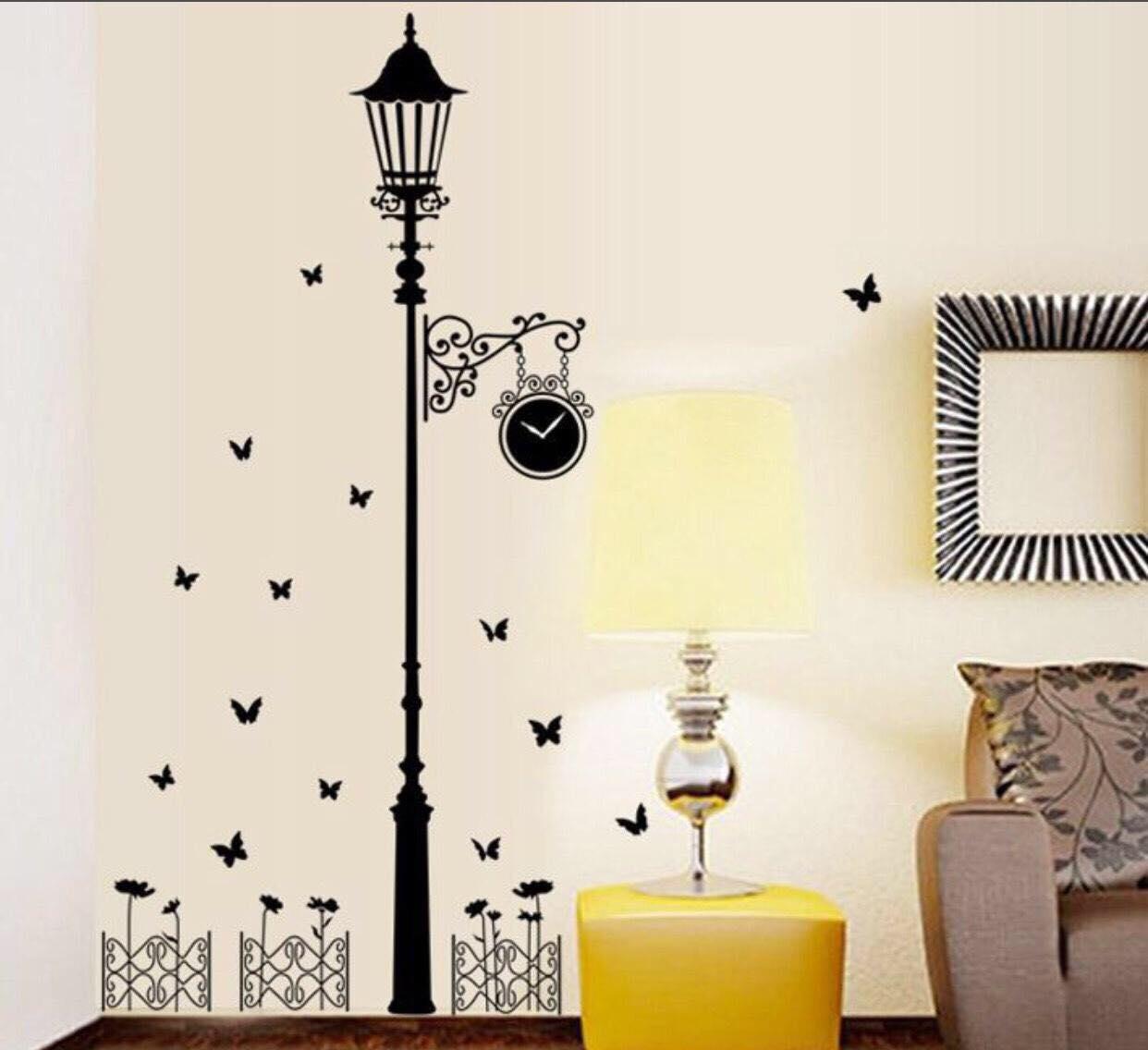 decal dán tường mẫu cột đèn phong cách