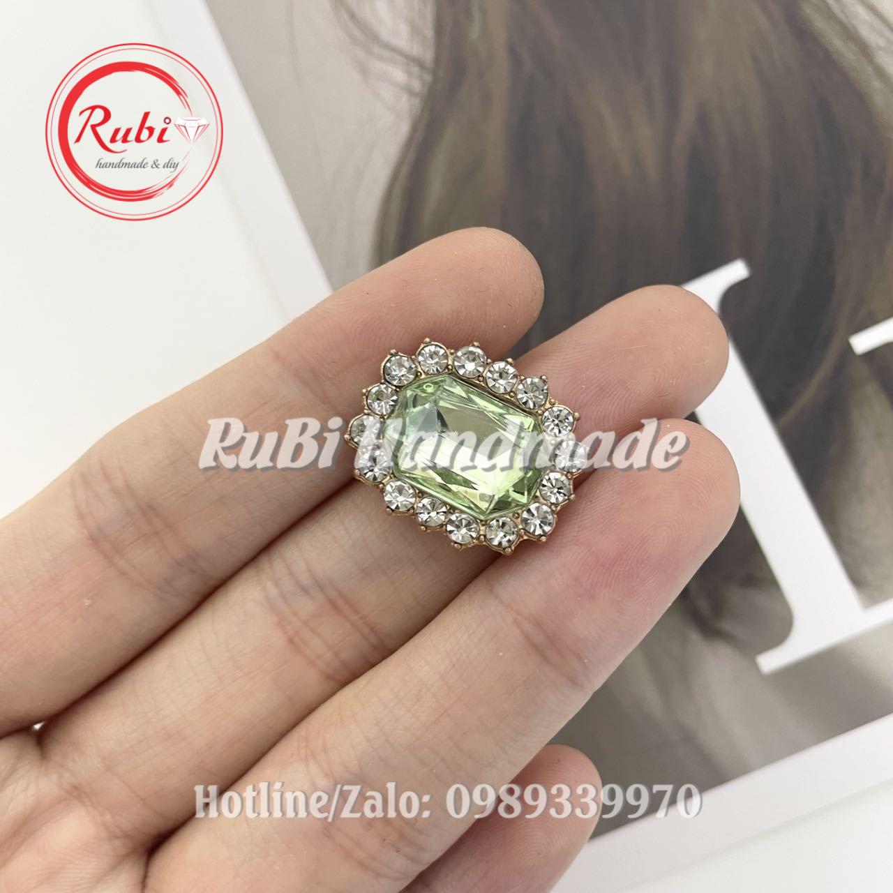 Center chữ nhật viền xoàn 17x22mm làm trâm cài áo, trang trí vương miện