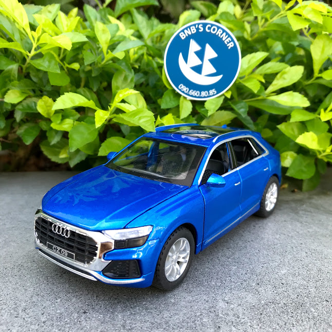 [Bnb's Corner] Audi Q8 Model Car, Scale 1:32, Full Box