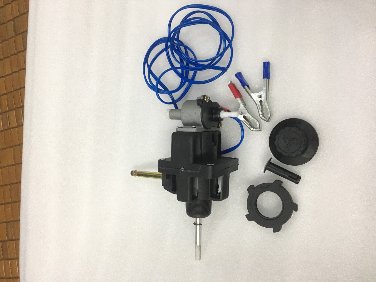 QUẠT KẸP BÌNH 12V