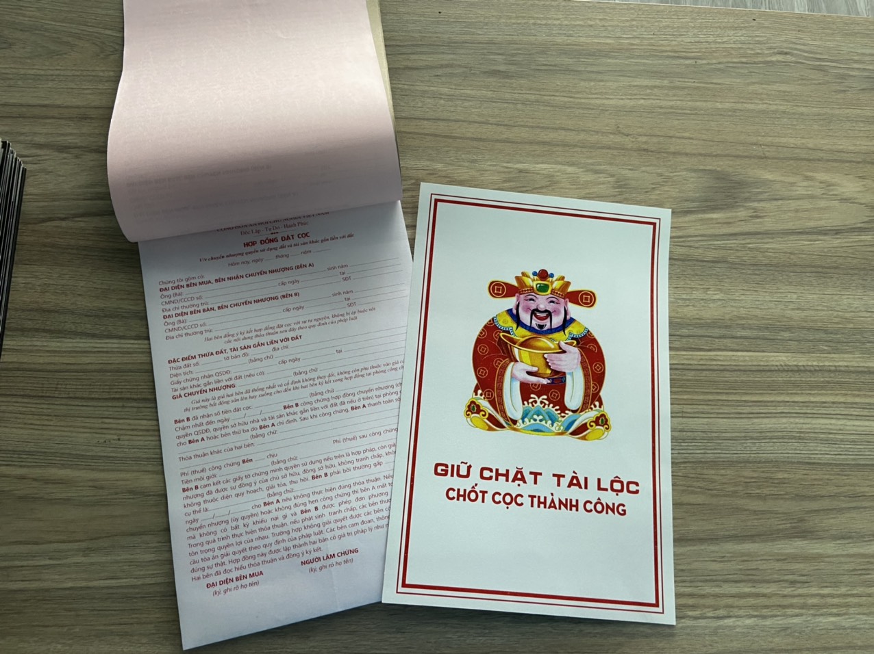 HỢP ĐỒNG ĐẶT CỌC ĐẤT _ Loại 2 liên (100 tờ/50 cặp/quyển - Loại 3 liên (99 tờ/30 cặp/quyển) giấy in than