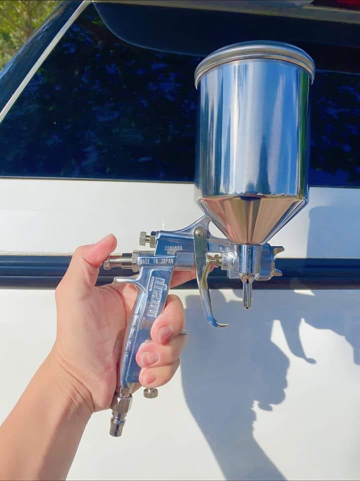 Cốc đựng sơn inox, có chân.