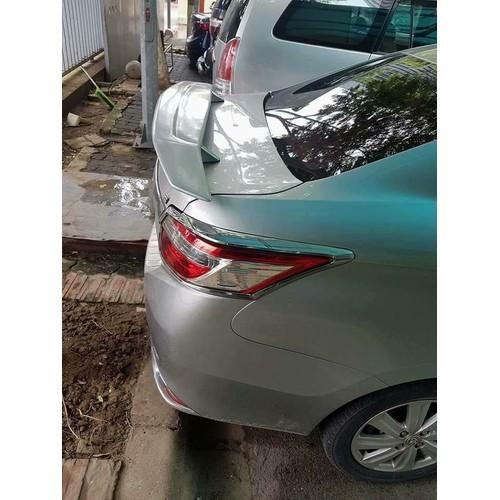 ốp đèn gầm hậu vios 14-18