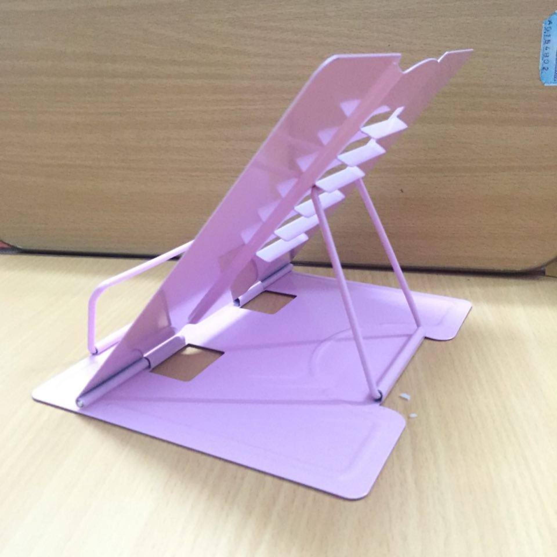 Giá kẹp sách chống cận thị cho bé