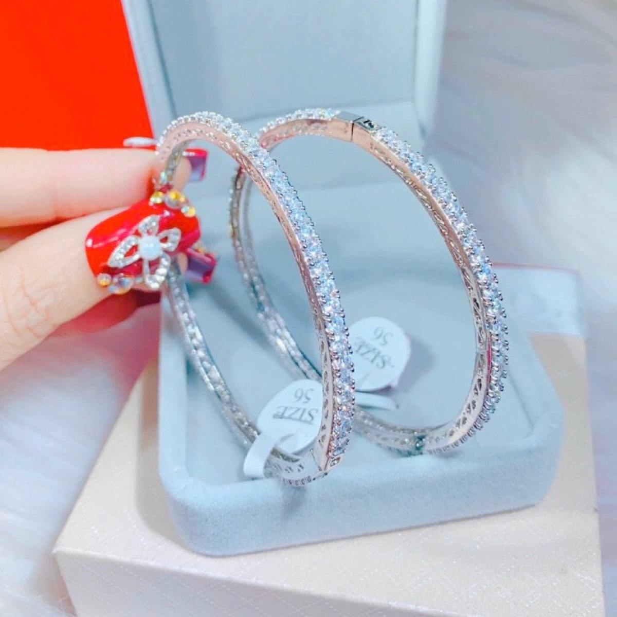 01 Vòng Nữ Bạch Kim- vong tay bang vang 18k dep, vong deo tay vang 18k dep, nhung bo nu trang vang dep, vong vang tay dep, trang suc cuoi dep, ximen vang