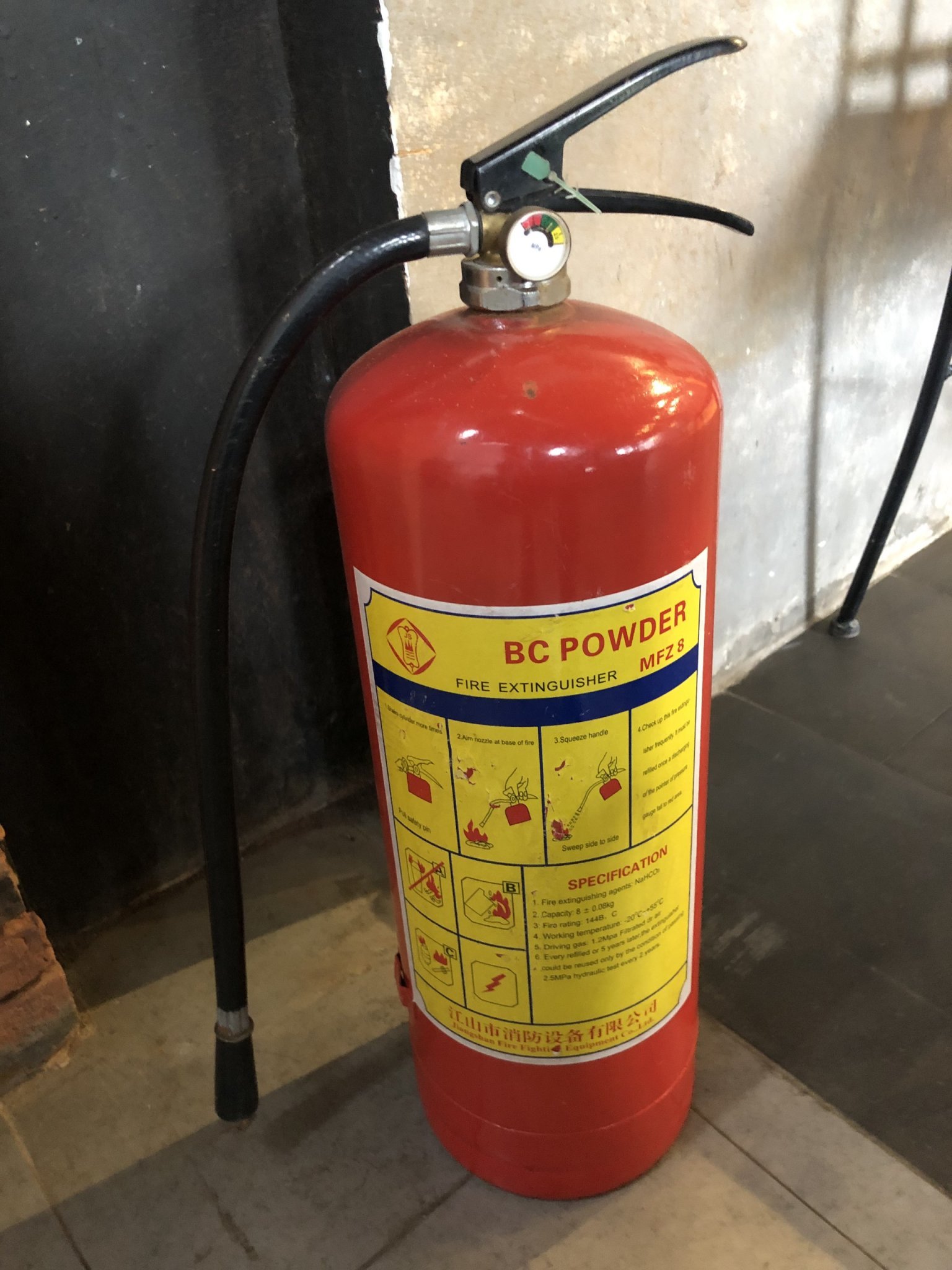 Bình cứu hỏa  MFZ8- 8KG