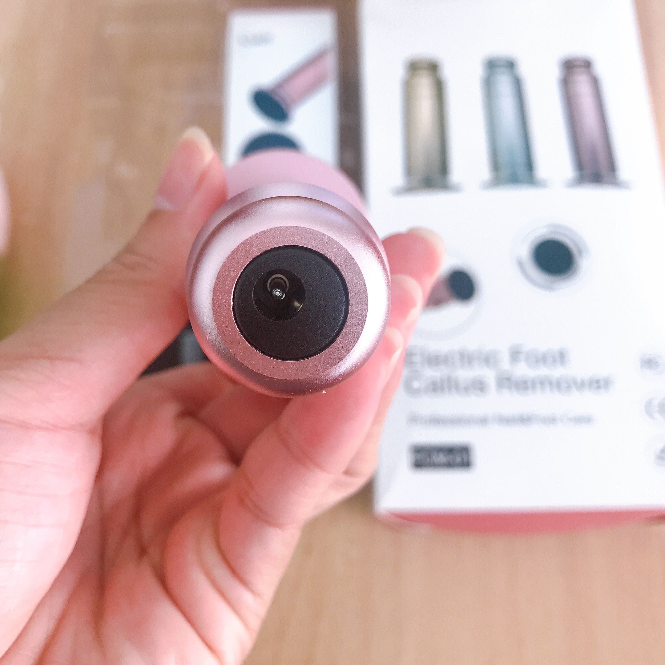 Máy Chà Gót Chân + 60 Miếng Nhám Chà Cho Tiệm Nail & Cá Nhân