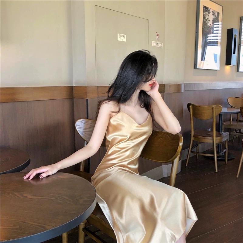 Đầm phi lụa hai dây dáng dài