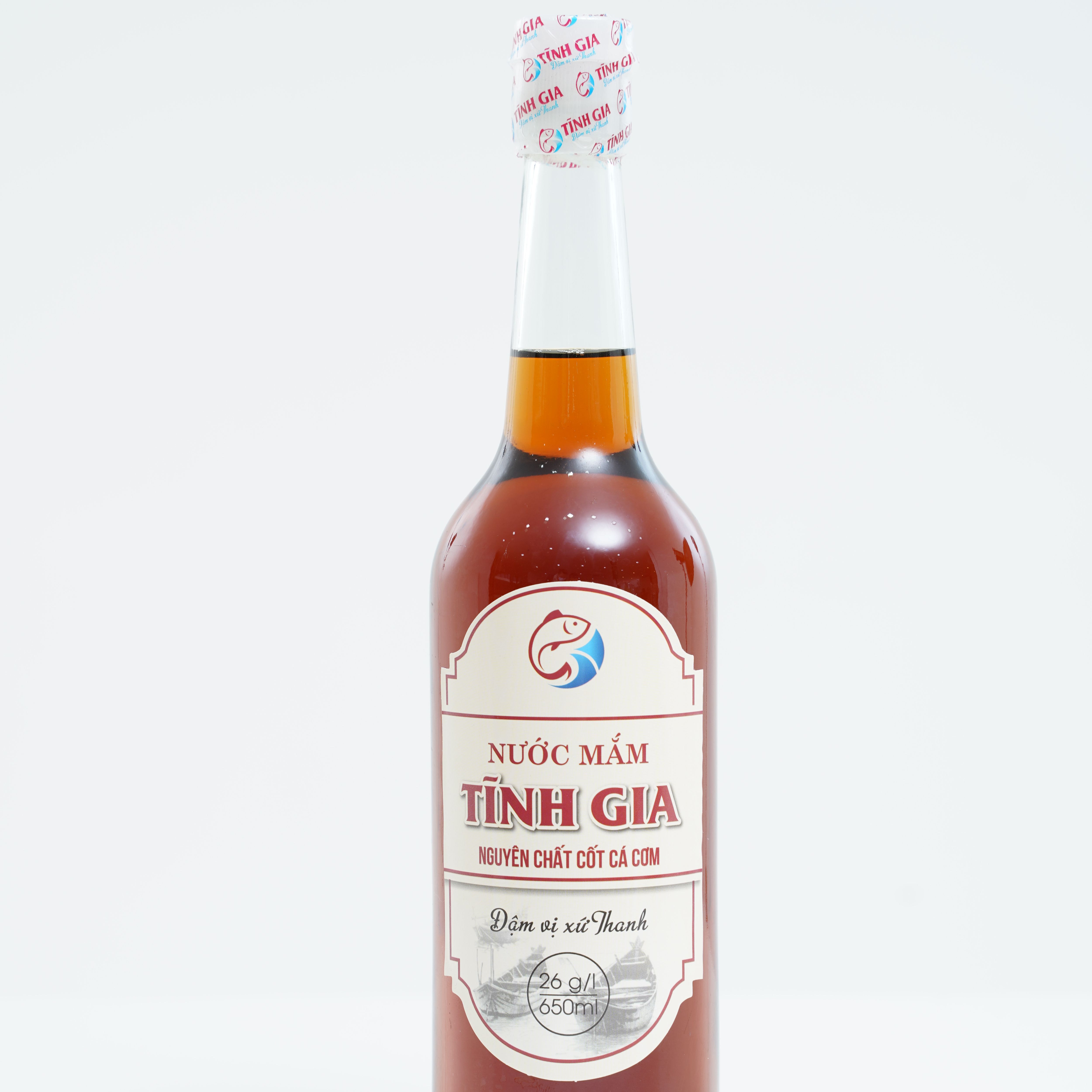 Nước mắm cá cơm hạ thổ Tĩnh Gia - 26N thủy tinh 650ML