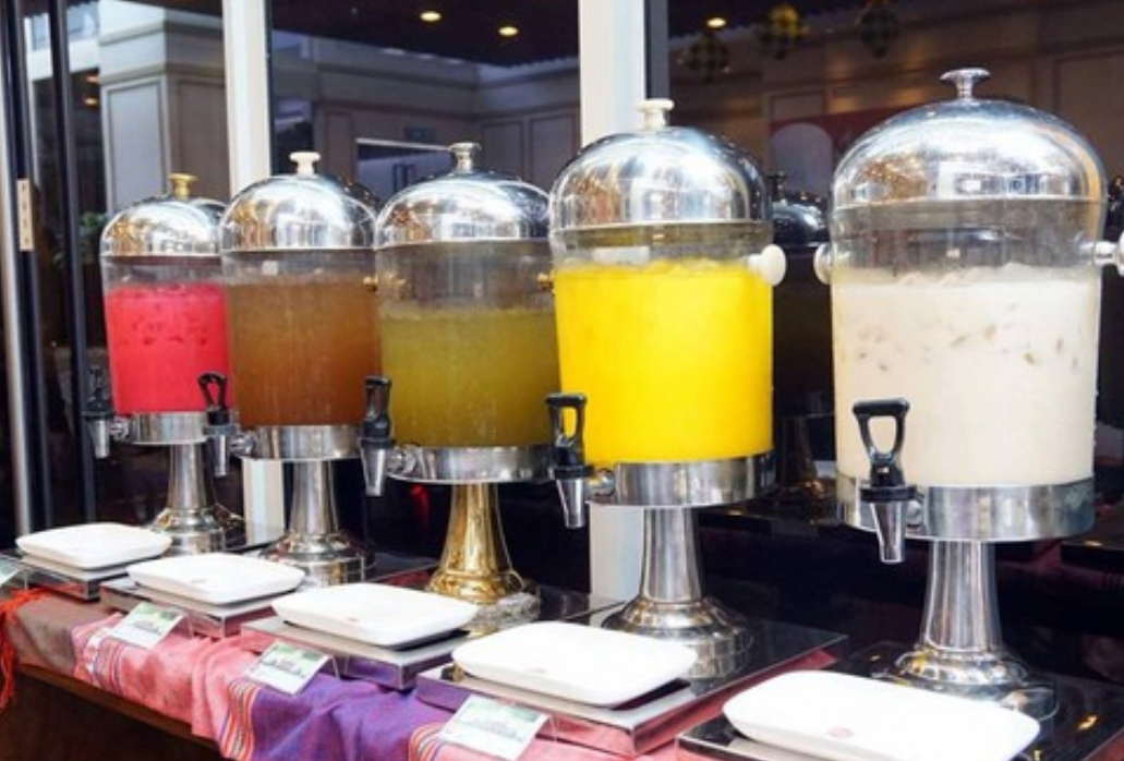 BÌNH ĐỰNG NƯỚC TRÁI CÂY,TRÀ SỮA...8 LÍT