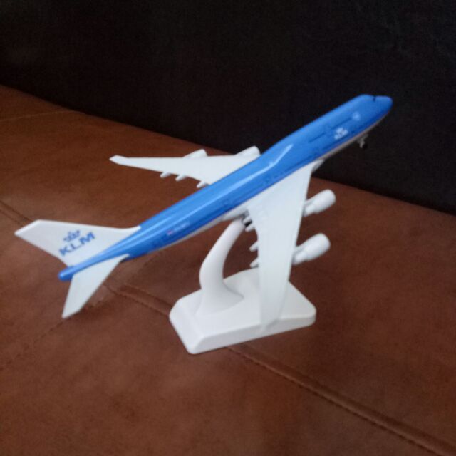 Mô hình máy bay tĩnh KLM 20cm B747