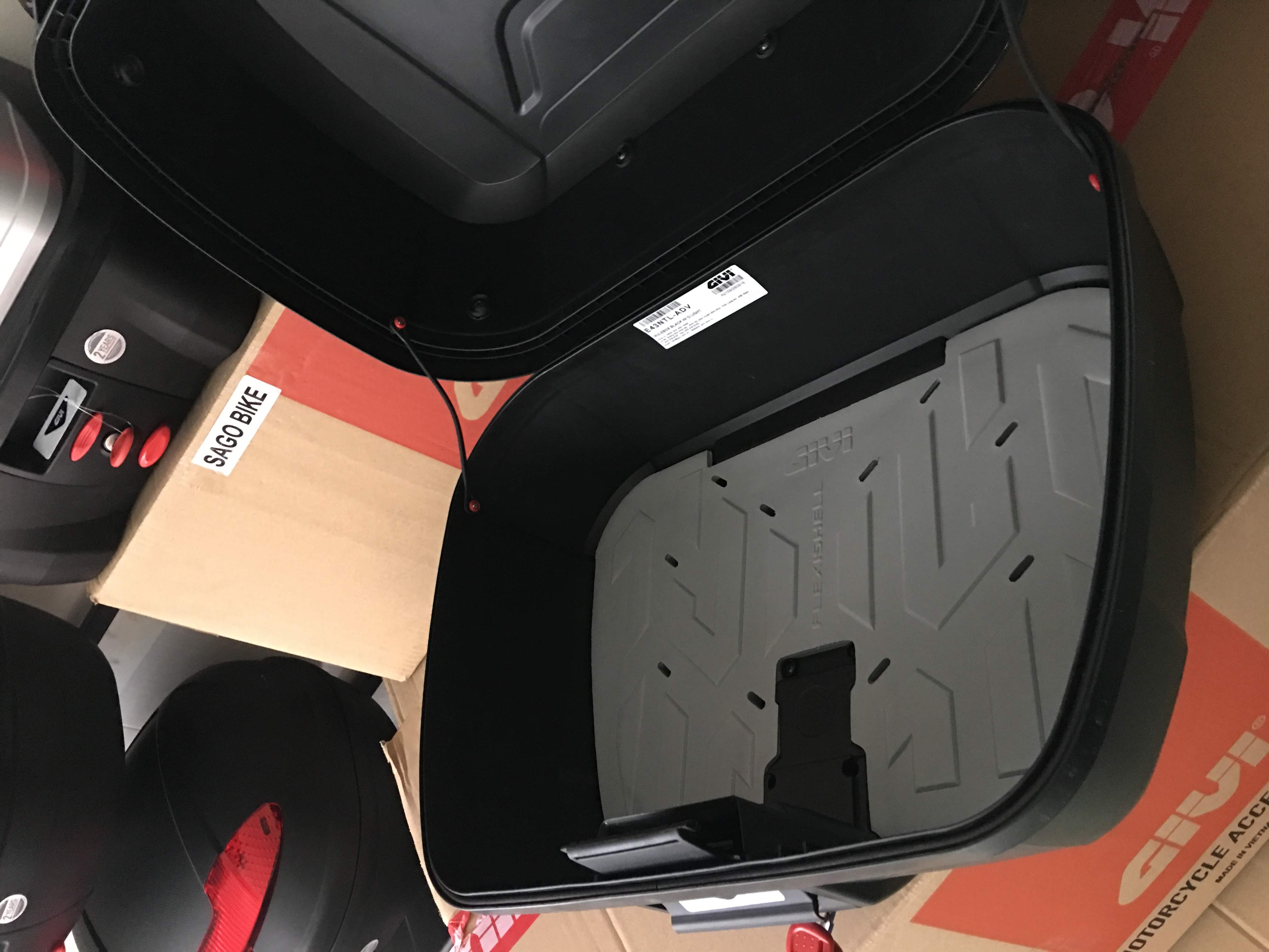 [HCM]Tấm đệm chống sốc thùng givi E43NTL PE43N