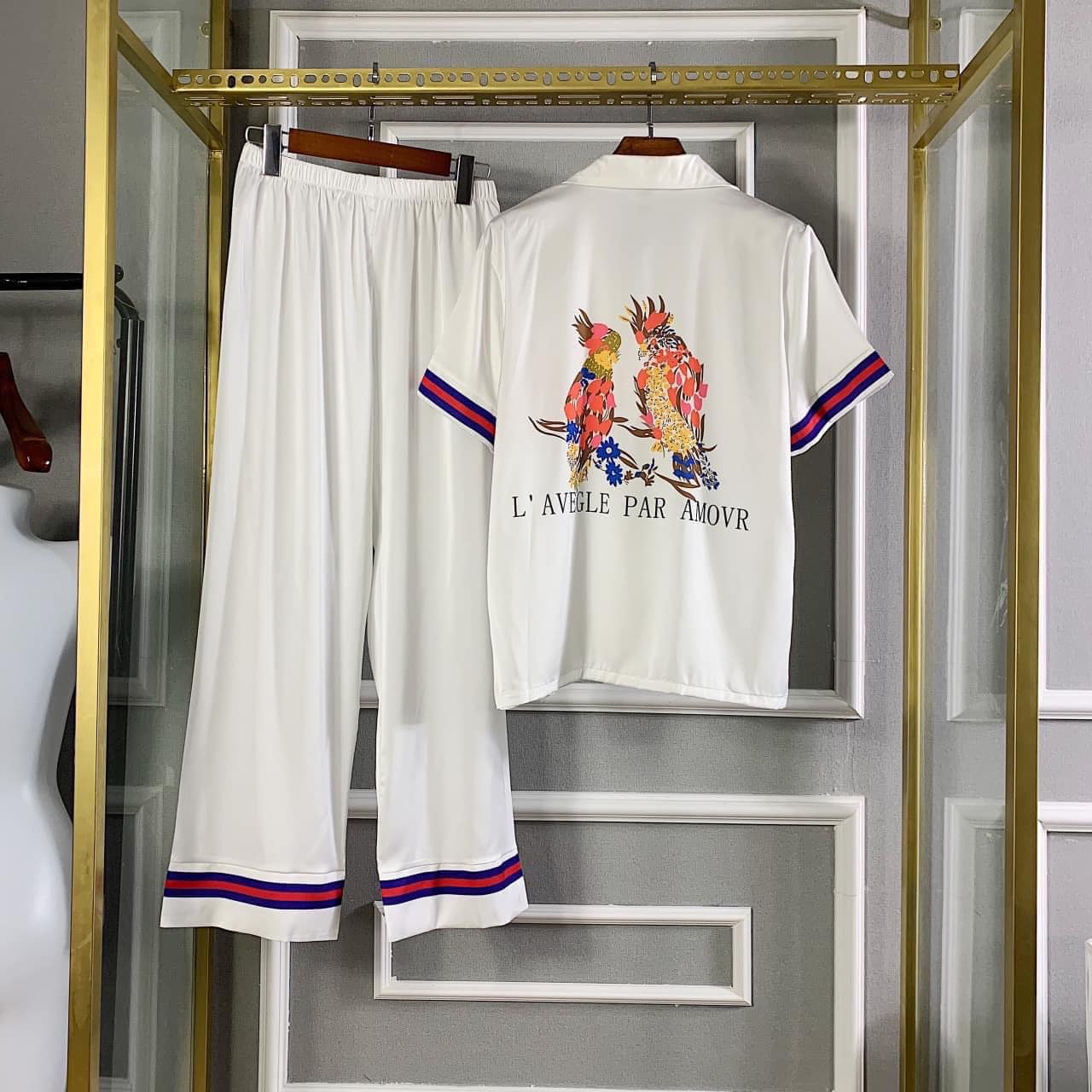 PIJAMA LỤA TRẮNG TIM CAO CẤP